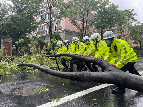 江浙沪台风蓝色预警持续生效中，江苏安徽局地有大暴雨_特微天气网